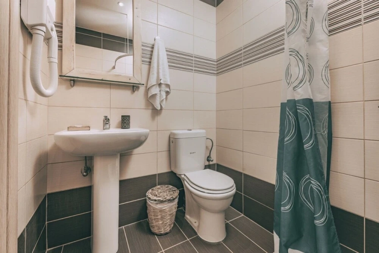 1 Bedroom Economy Studio
