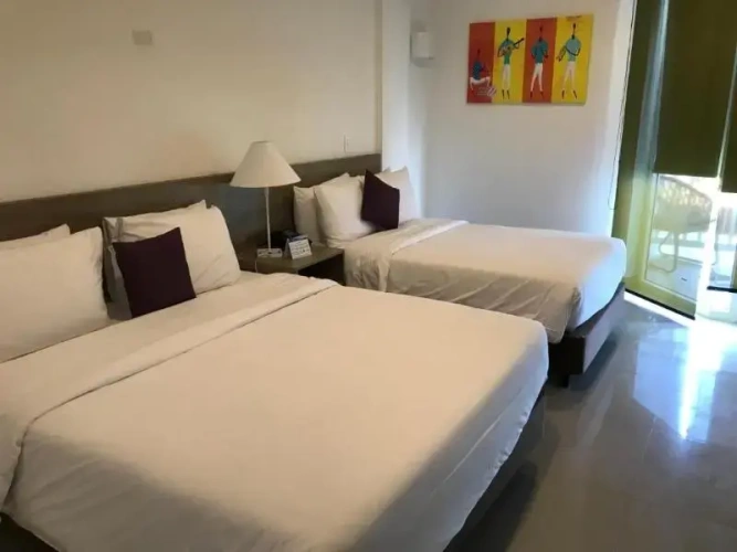Standard Triple room with balcony