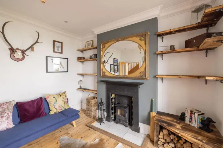 Host Stay Ranworth