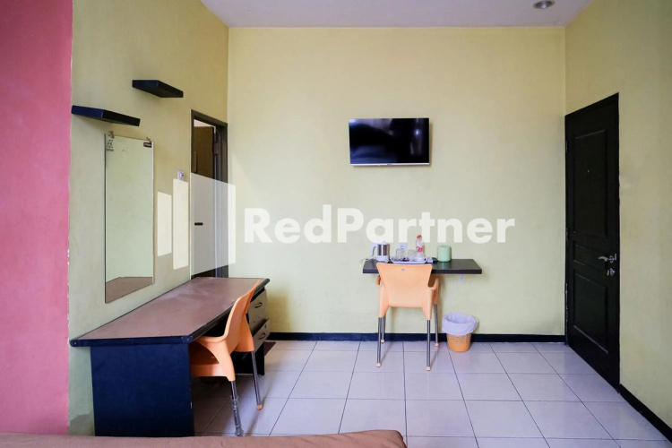 Sparkling Hotel RedPartner