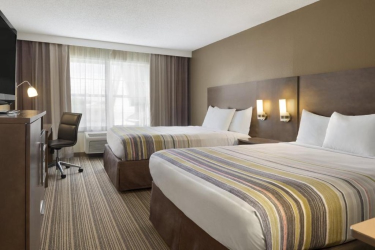 Standard Quadruple room