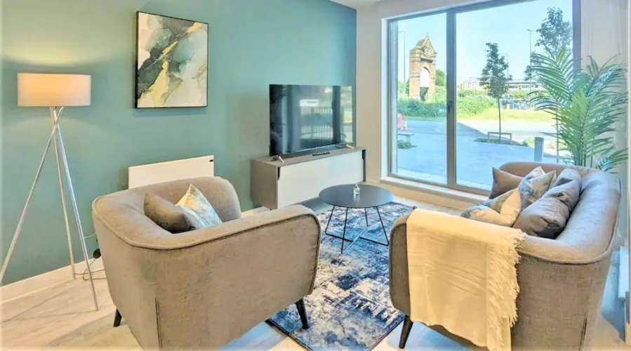 2 Bedrooms Apartment