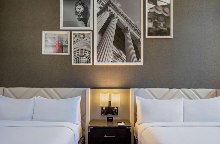 Deluxe Quadruple room