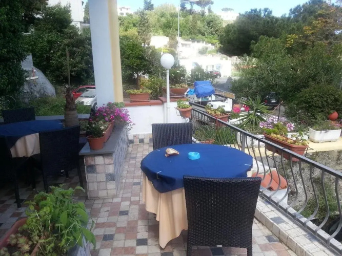 New Crostolo Hotel