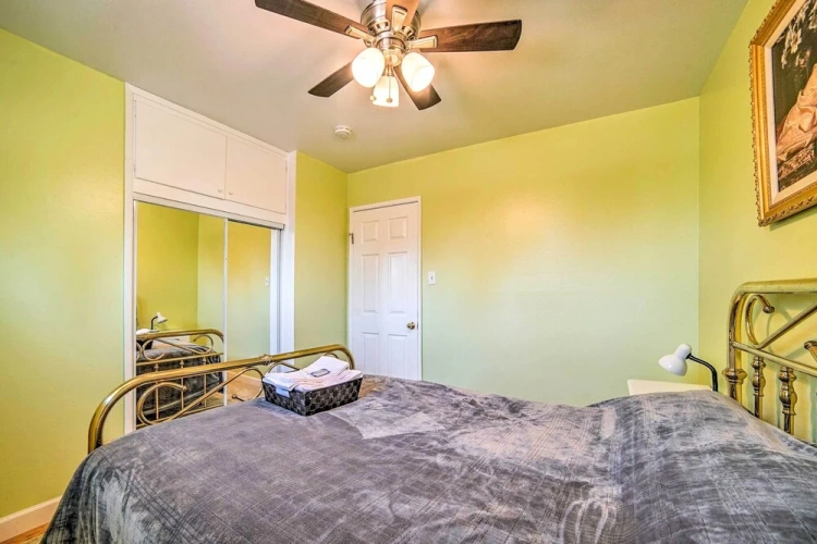3 Bedrooms Cottage