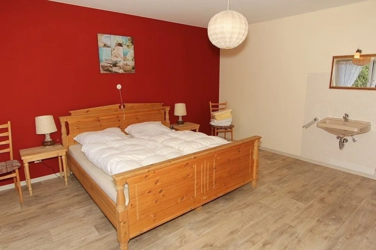 3 Bedrooms Apartment with balcony