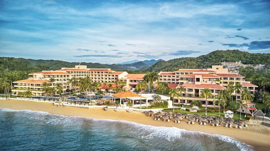 Imagen de Barcelo Huatulco   All Inclusive