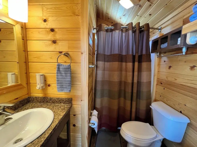 A-Lodge Salida - Cabins RV Tents Camping