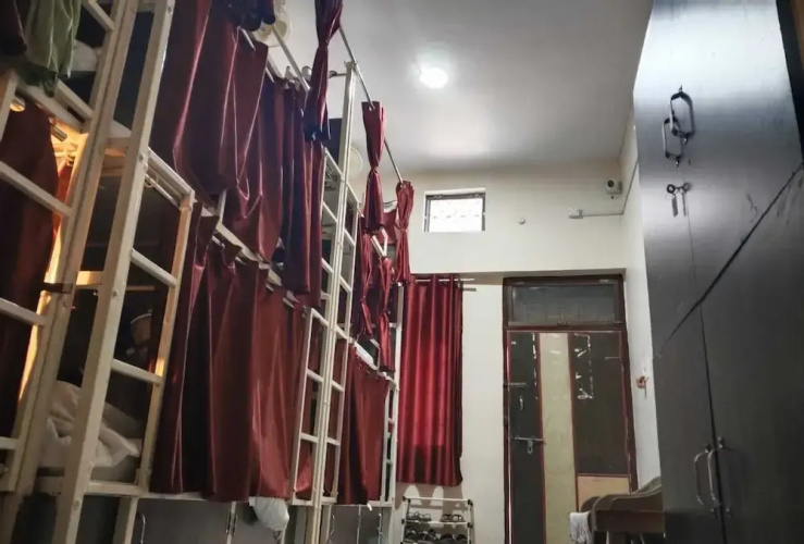 5 Star Dormitory