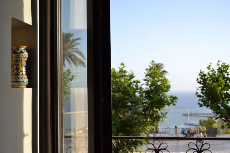 Agorà Panoramic Rooms