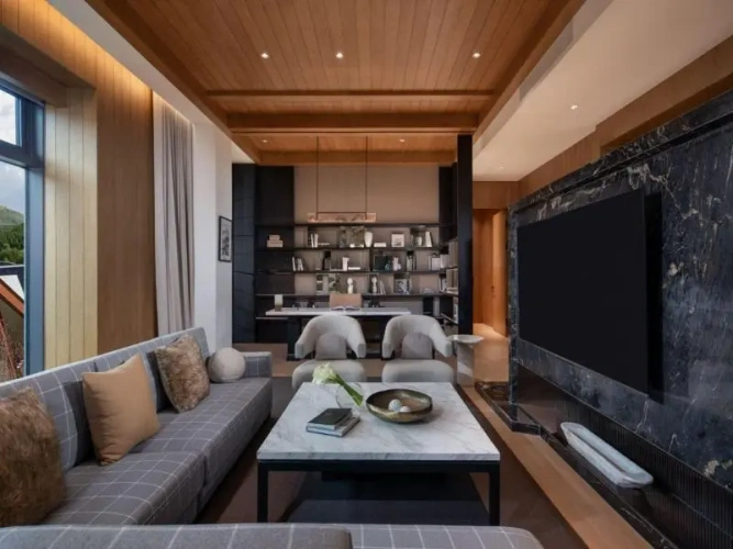 Standard Suite