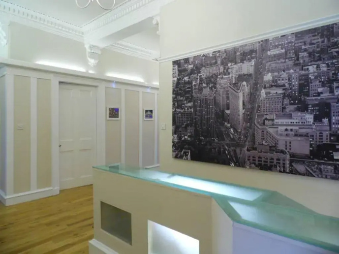 WEST END - Stunning, spacious, 3 bedroom, main door flat with private parking