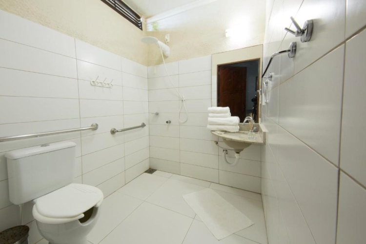 Suite with balcony and with pool view