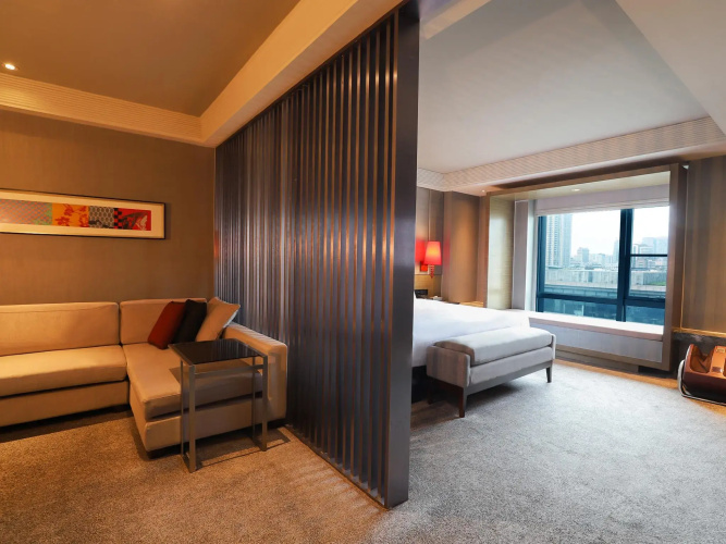 Rhombus Park Aura Chengdu Hotel