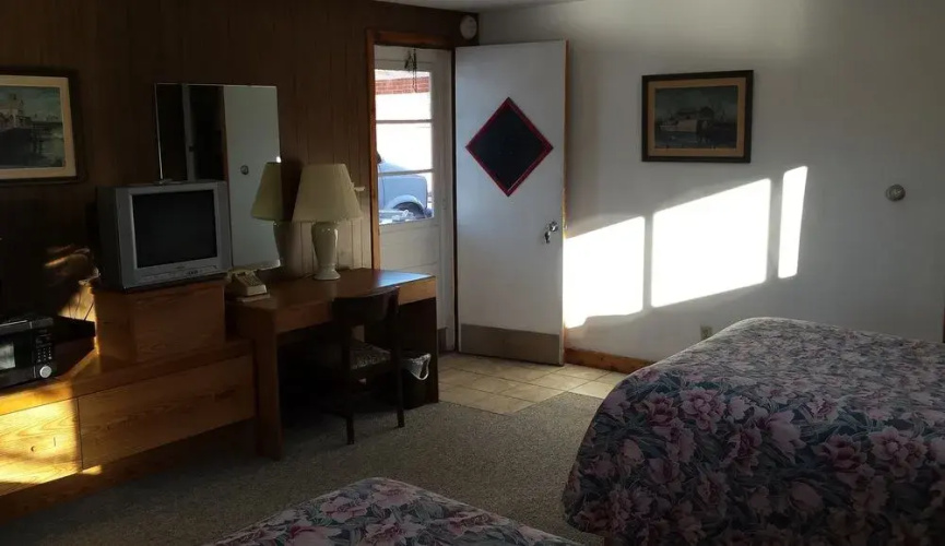 Cool City Motel