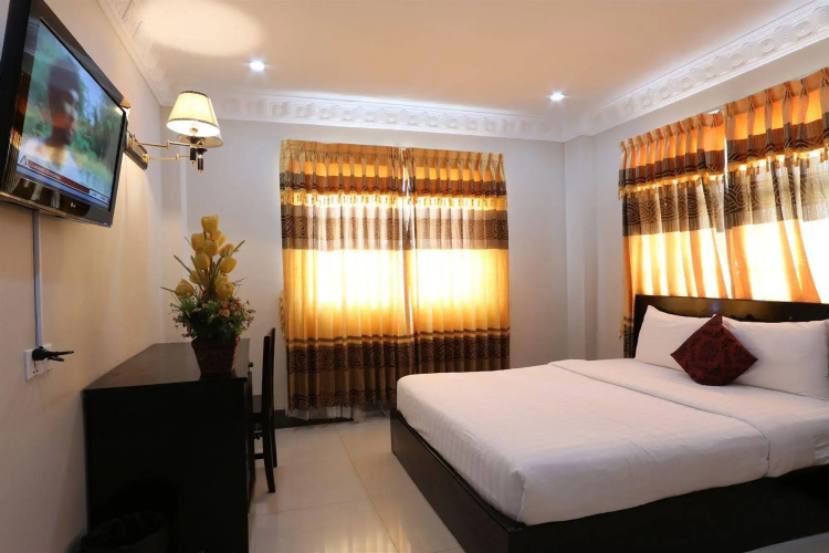 Number 9 Hotel