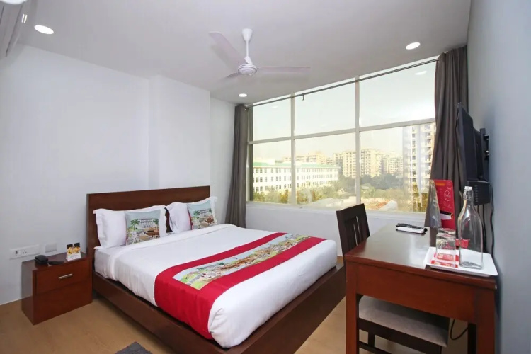 OYO Flagship 589 Dwarka
