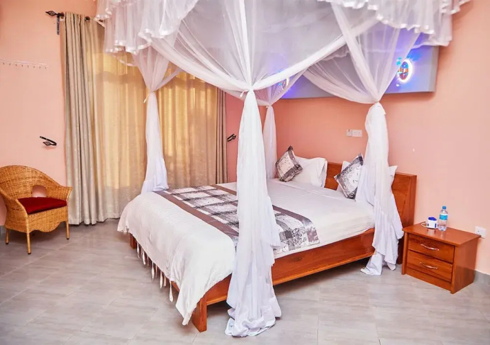 Ngare Lodge