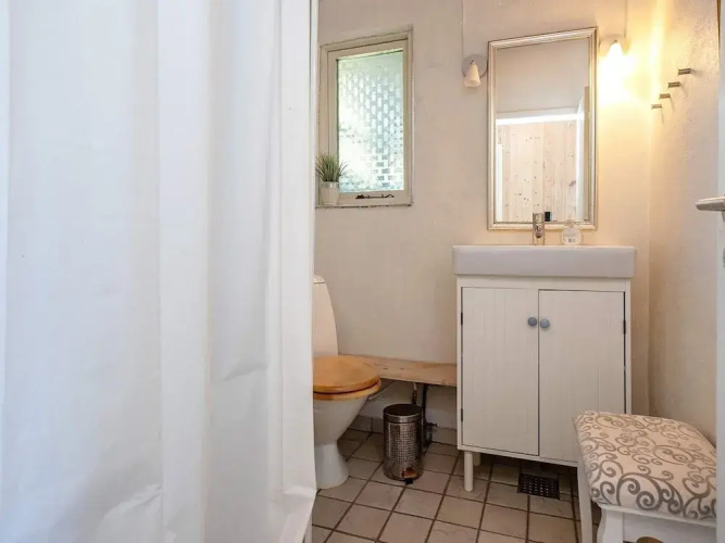 8 Person Holiday Home in Vaeggerlose