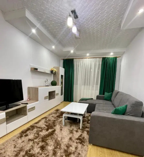 LaLy Apartament-Straja