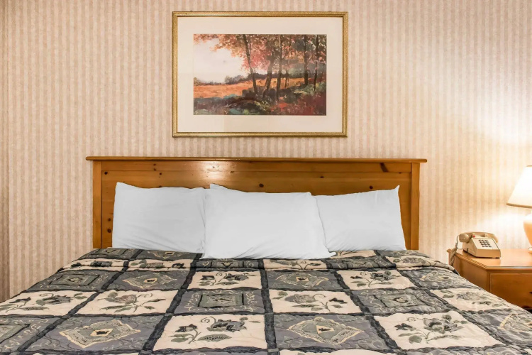 Rodeway Inn Amish Country