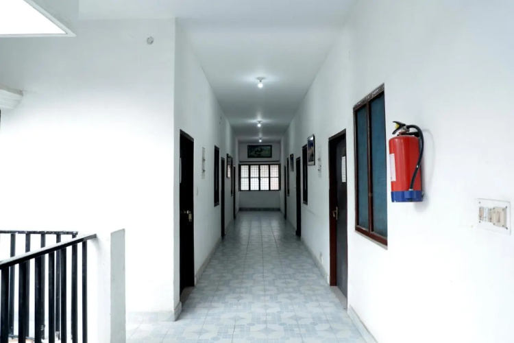 Hotel Magnet House