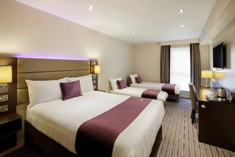 Premier Inn Leicester Central - A50