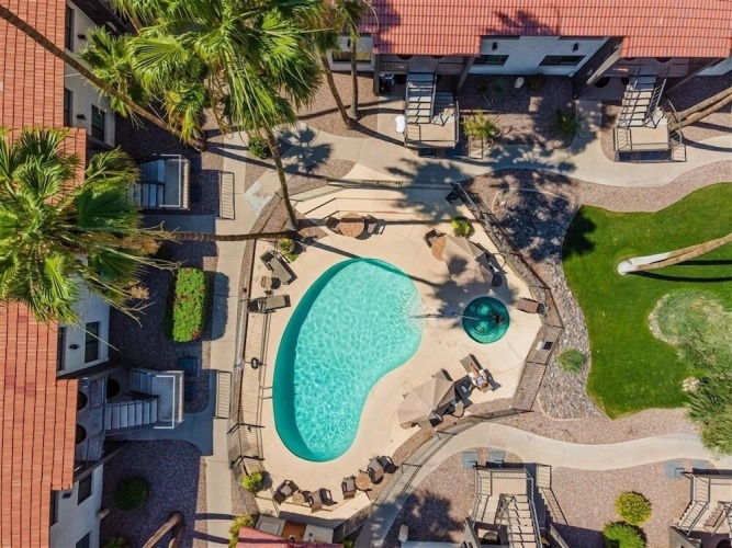 1 Bedroom Apartment with balcony