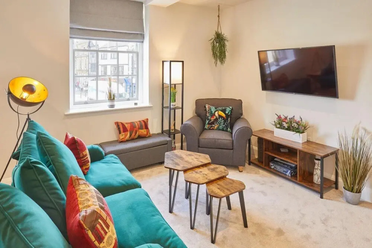 Host Stay Market View