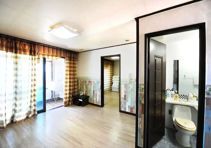 Standard Family room