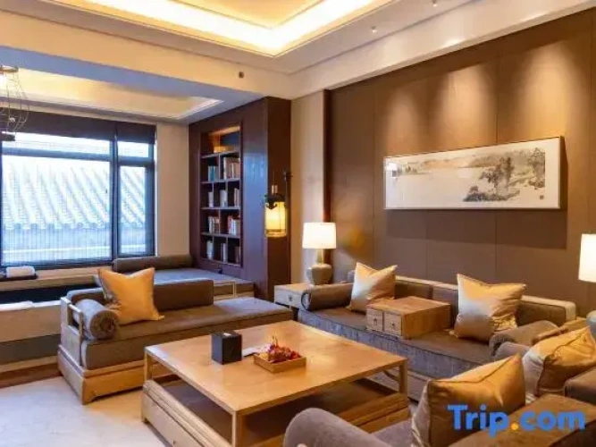 Deluxe Double Family Duplex Suite