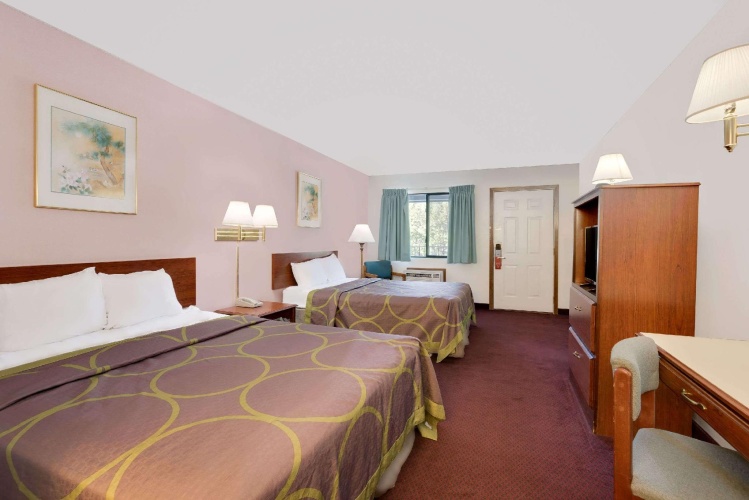 Standard Quadruple room