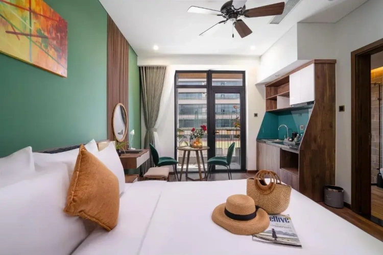 Double Studio with balcony and with city view