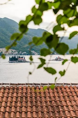 Perast Venetian Jewel