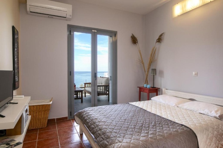 2 Bedrooms Cottage