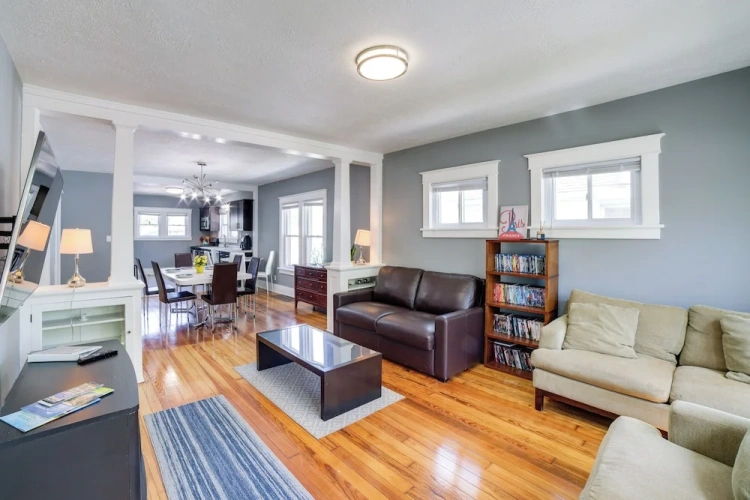 2 Bedrooms Cottage