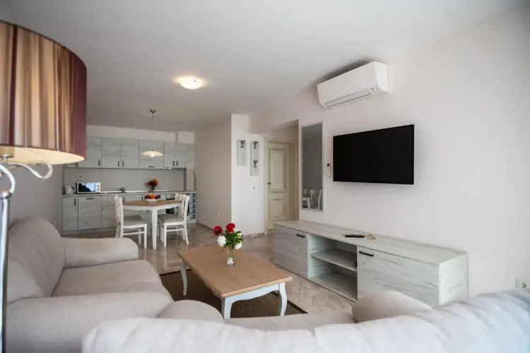 Antik Apartments