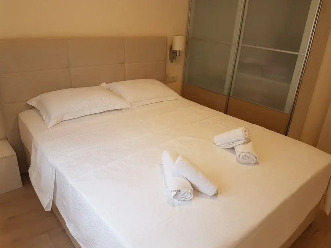 Apartments Leone