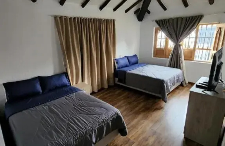 Hotel Niza Colonial