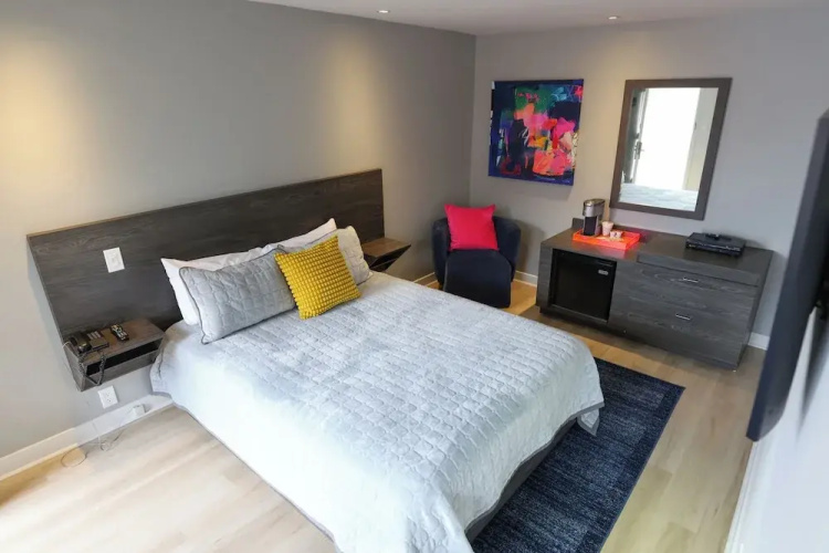 Le Fabreville Motel & Suites