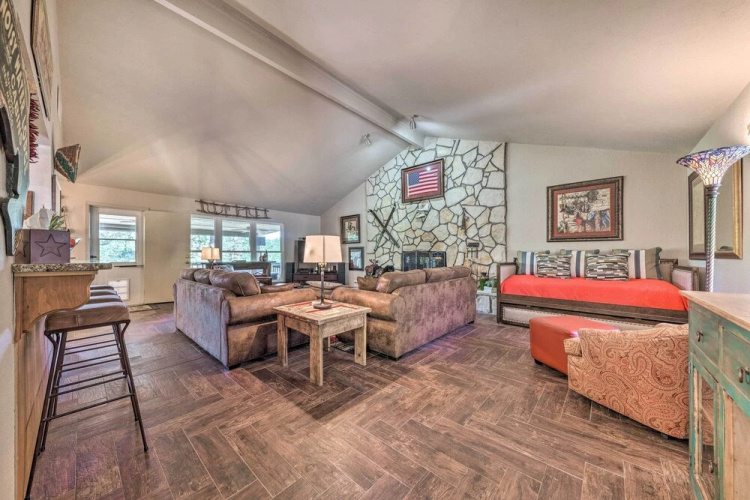 Ruidoso Getaway w/ Deck, Golf Course Views!