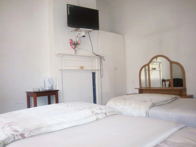 Franchise Guest House
