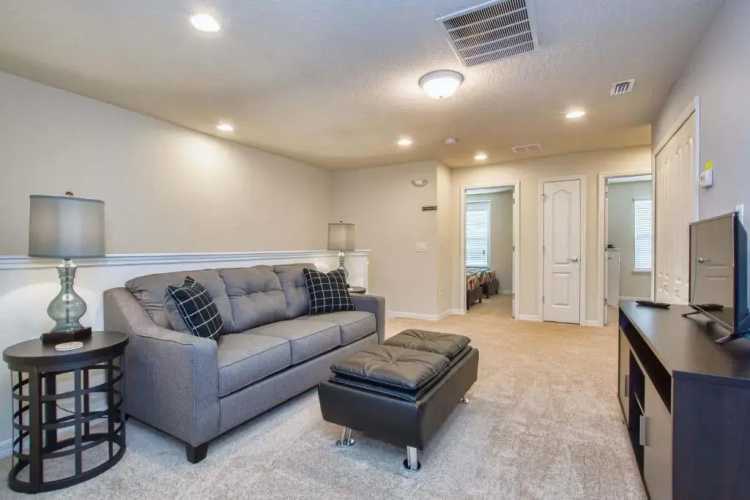 Windsor-5 Bed Townhouse w/splashpool-3811WW