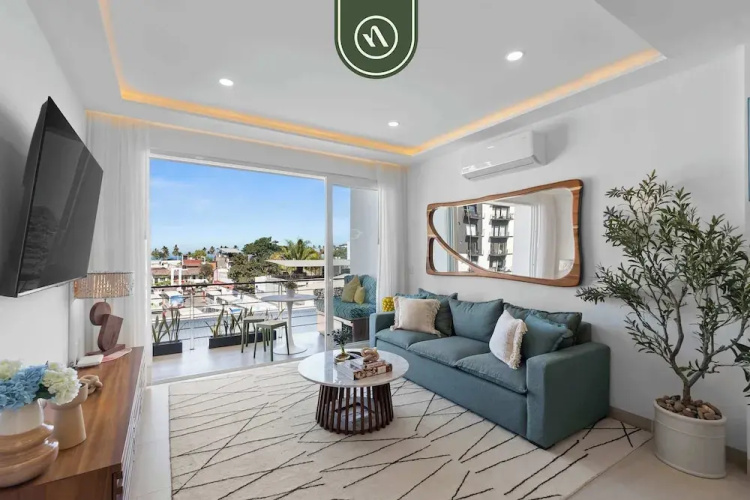 Boho 2 BR Condo - Dowtown - Rooftop Pool - Jacuzzi