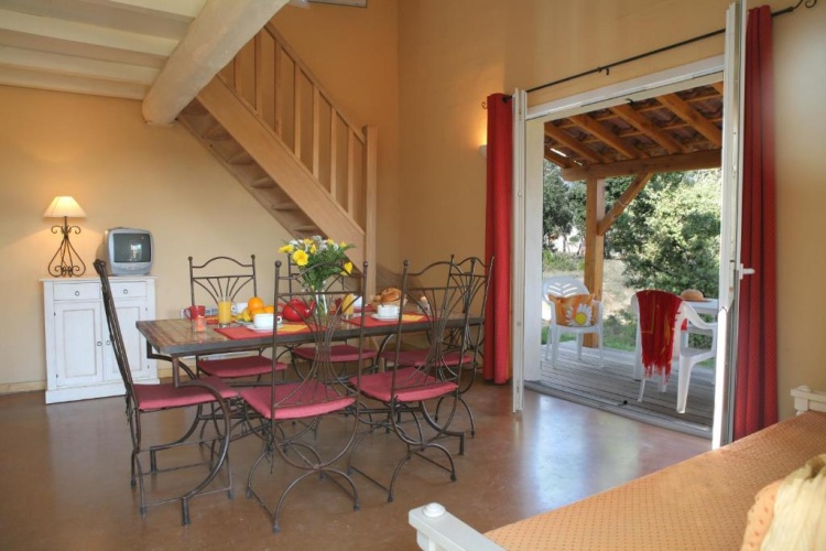 3 Bedrooms Cottage