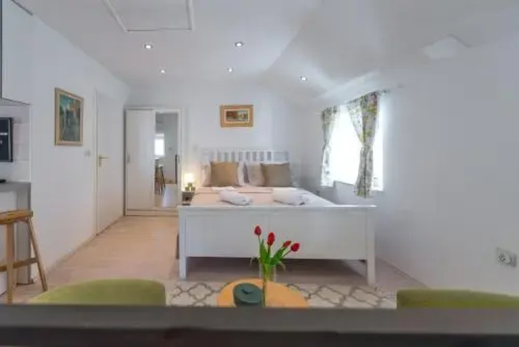 Apartments Bobo