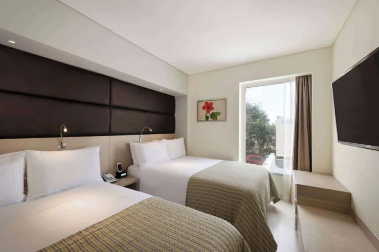 Quadruple Suite