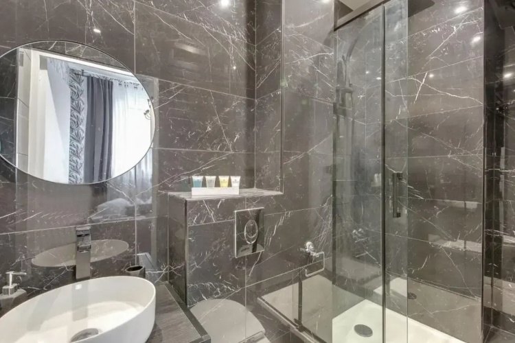 195-Suite Royal in Paris