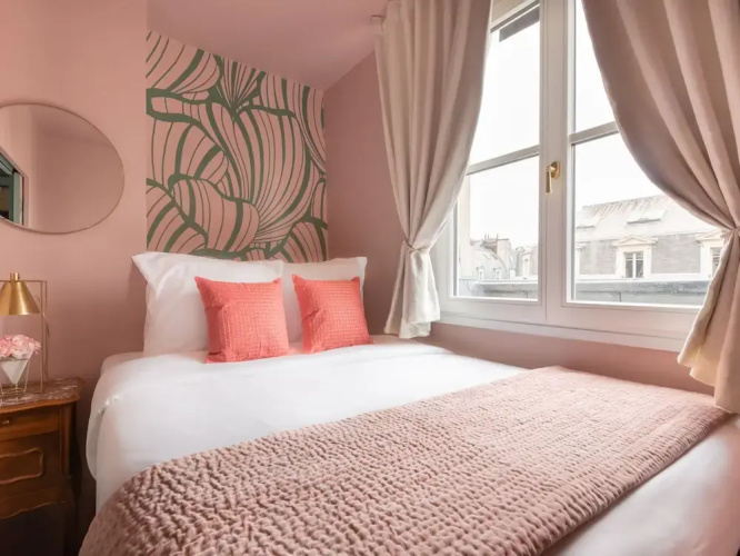 Luxury 2 Bedroom With AC - Louvre & Champs Elysees