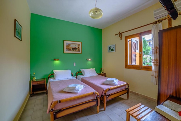 1 Bedroom Apartment with balcony and with view